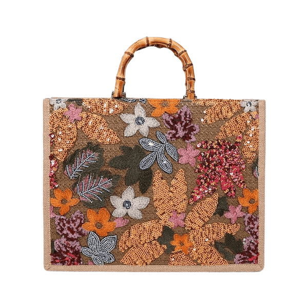 Bolsa feminina de praia grande, em palha, feita artesanalmente, floral, moderna e leve com zíper e bolso interno, detalhes minimalistas, com alça em bambu e moderna.